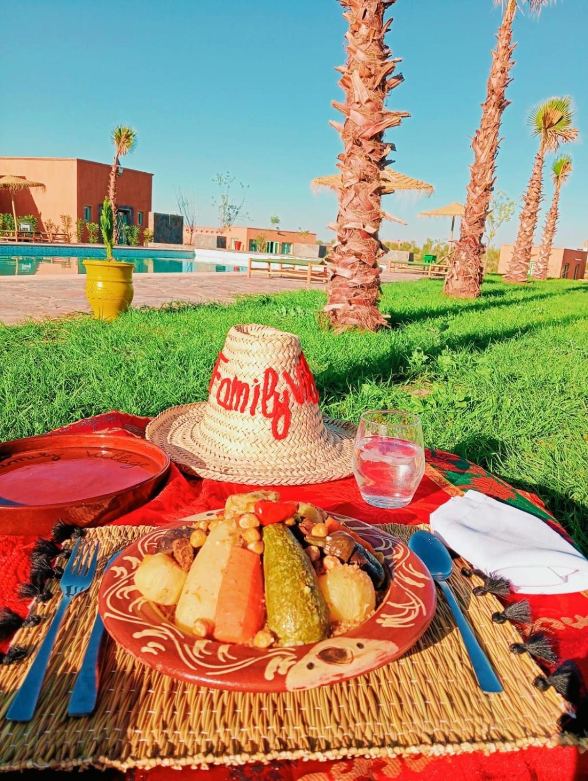 Family Village Marrakech マラケシュ エクステリア 写真